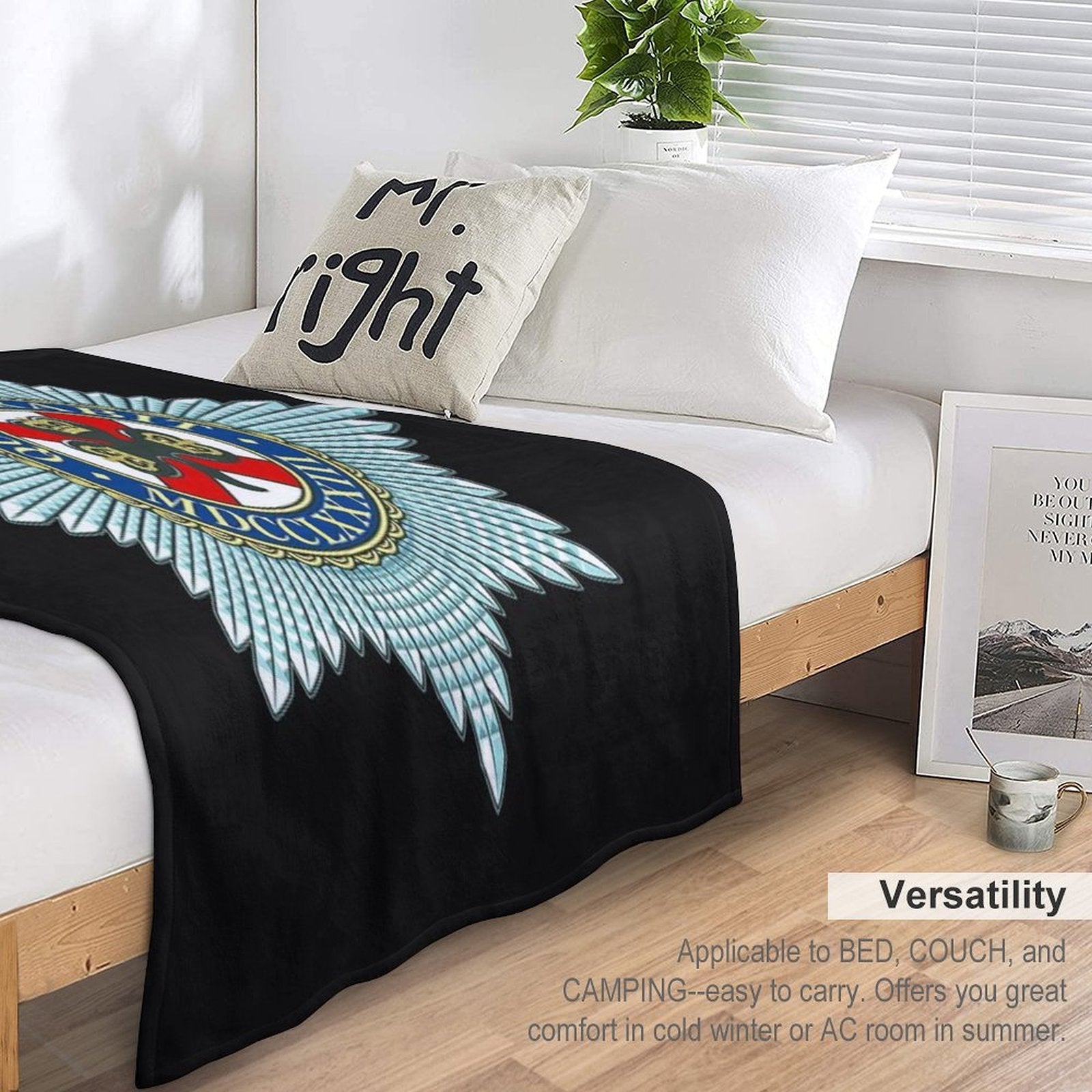 Irish Guards - British Army All-season Throw Blanket