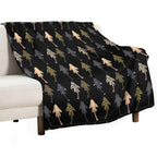 Plecos Sustainable Throw Blanket