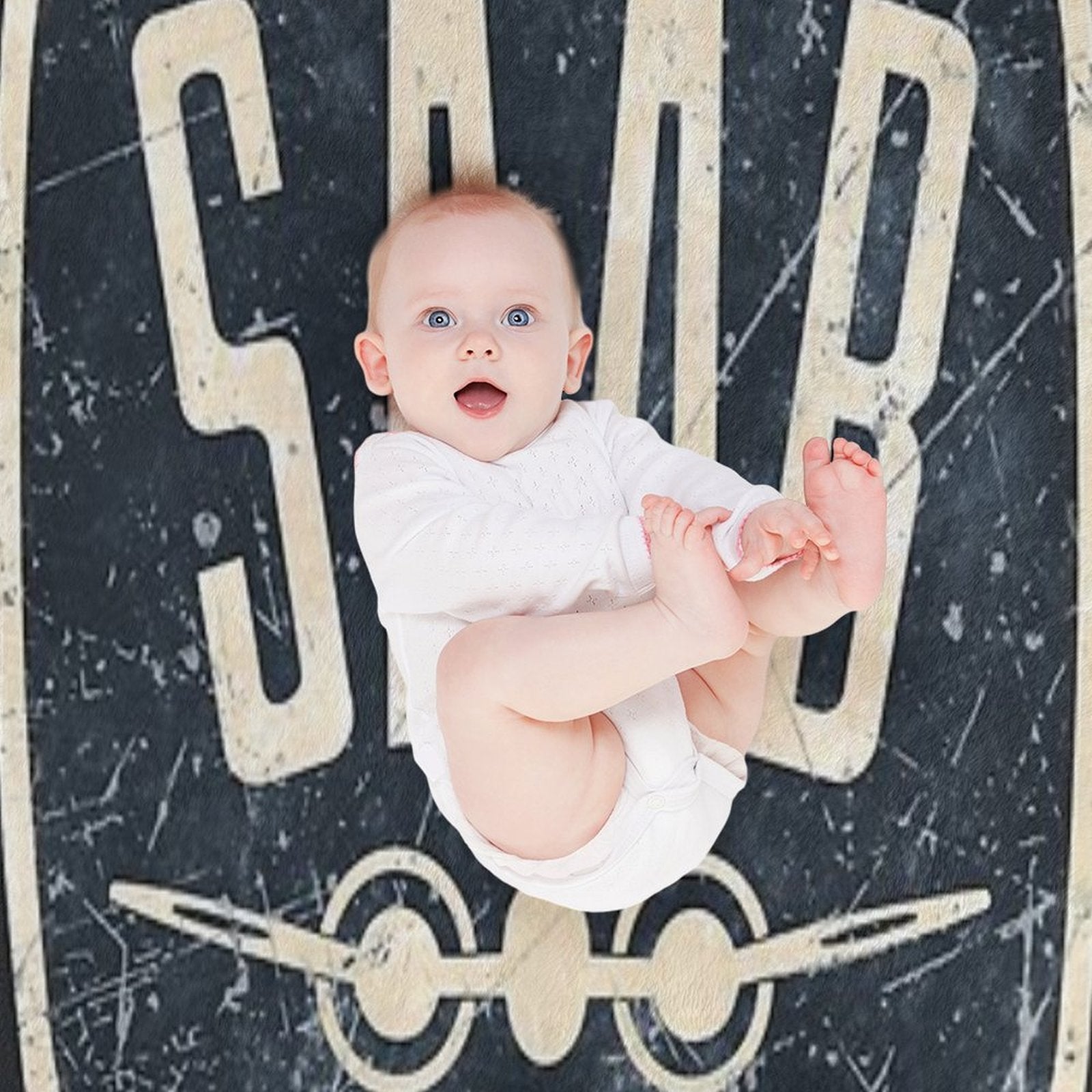 SAAB Car Vintage Retro Logo Travel-friendly Throw Blanket