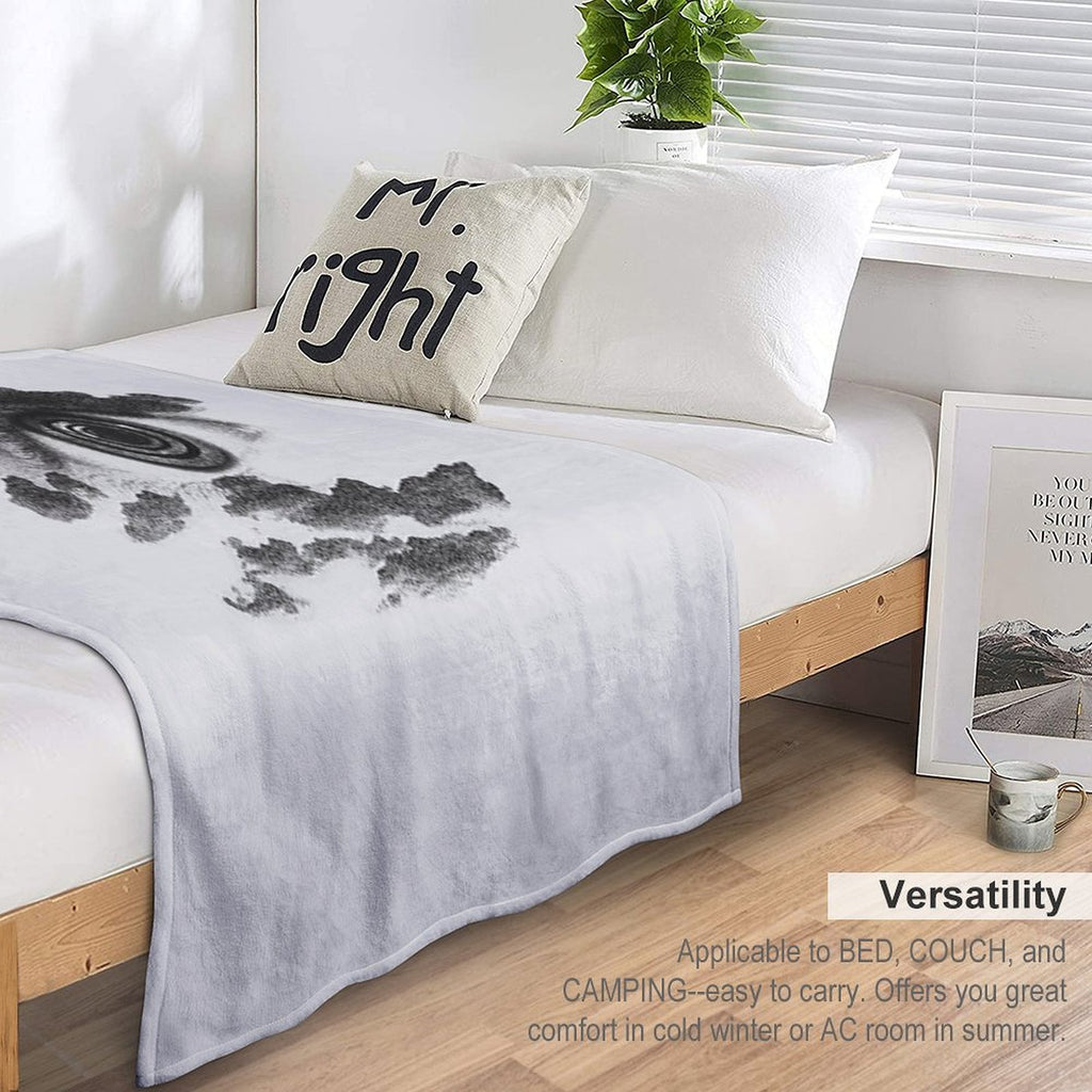 Louis World Tour Travel-friendly Throw Blanket