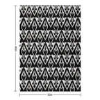 Black And White Floral Decorative Pattern All-season Throw Blanket