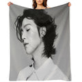 Majestic Long Haired Yoongi Compact Throw Blanket