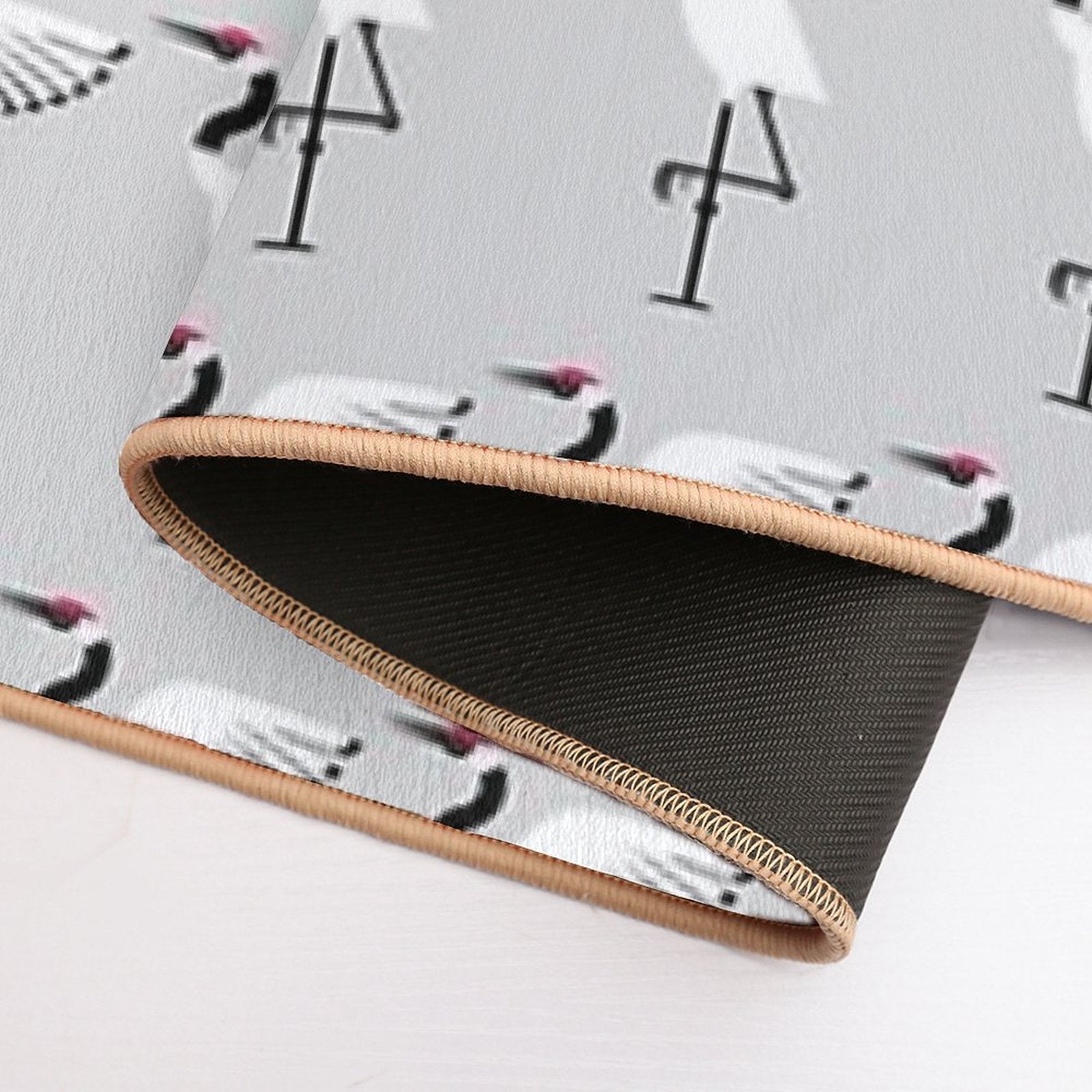 Minimal Red-crowned Crane (Grus Japonensis)  Rapid-Drying Bath Mat