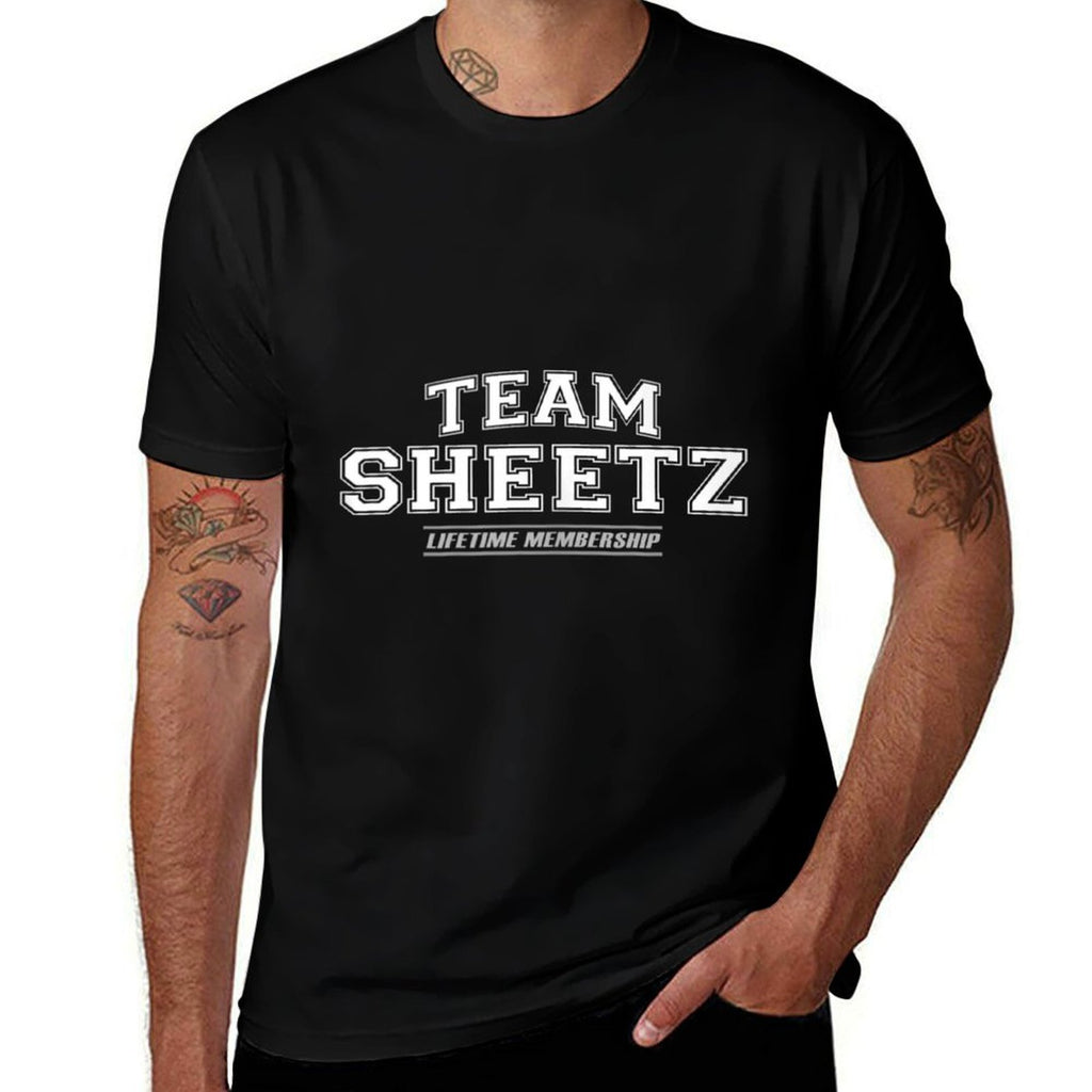 Team Sheetz  Proud Family Surname, Last Name Gift  Tagless Design T-Shirt
