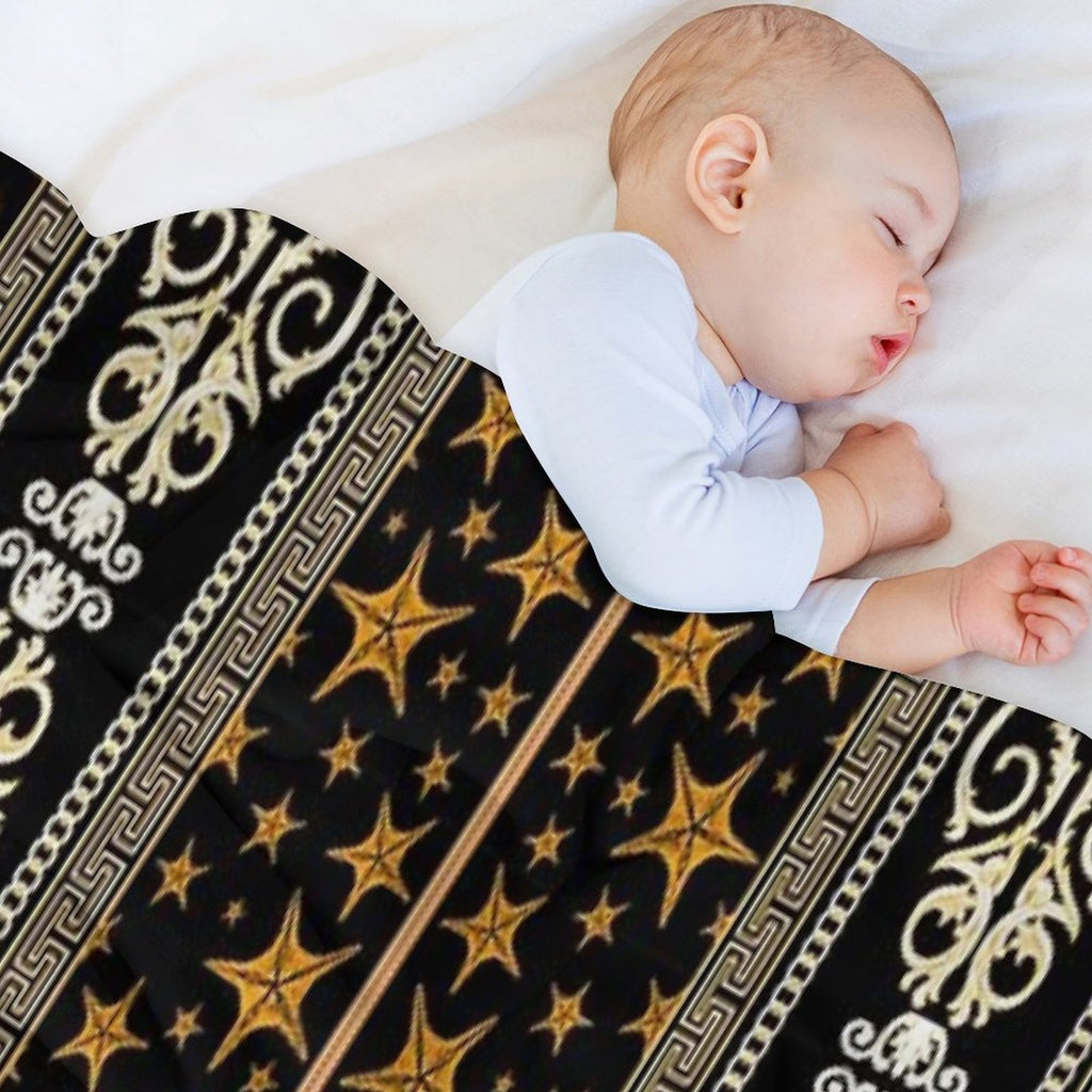 Luxury Baroque, Chain, Seashell And Starfish Print Travel-friendly Throw Blanket