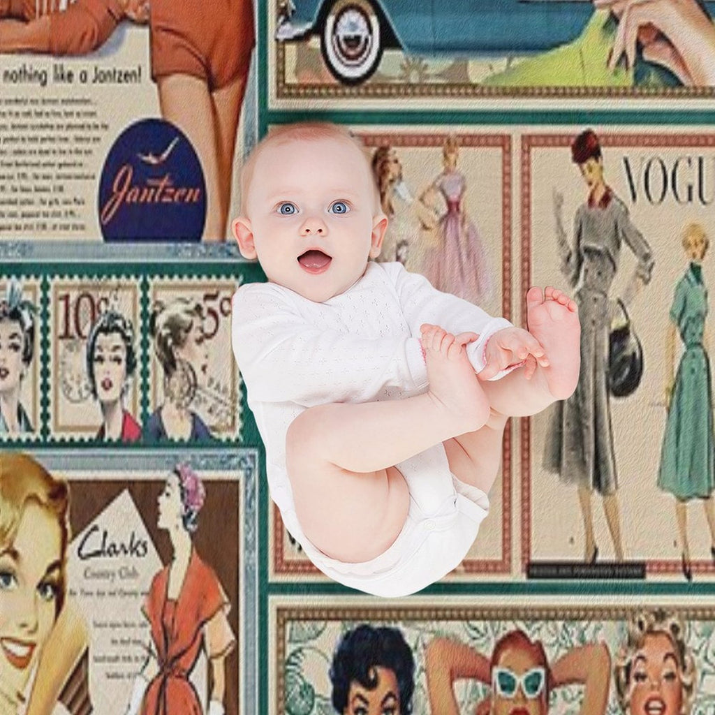 50s Fashion Compact Throw Blanket