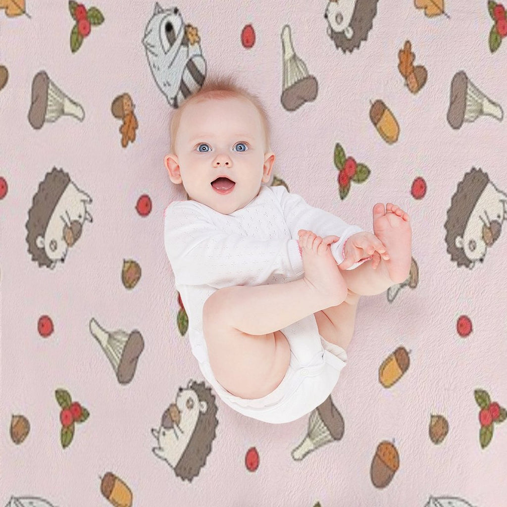 Woodland Animals Pattern, Hedgehog And Raccoon Pattern Compact Throw Blanket