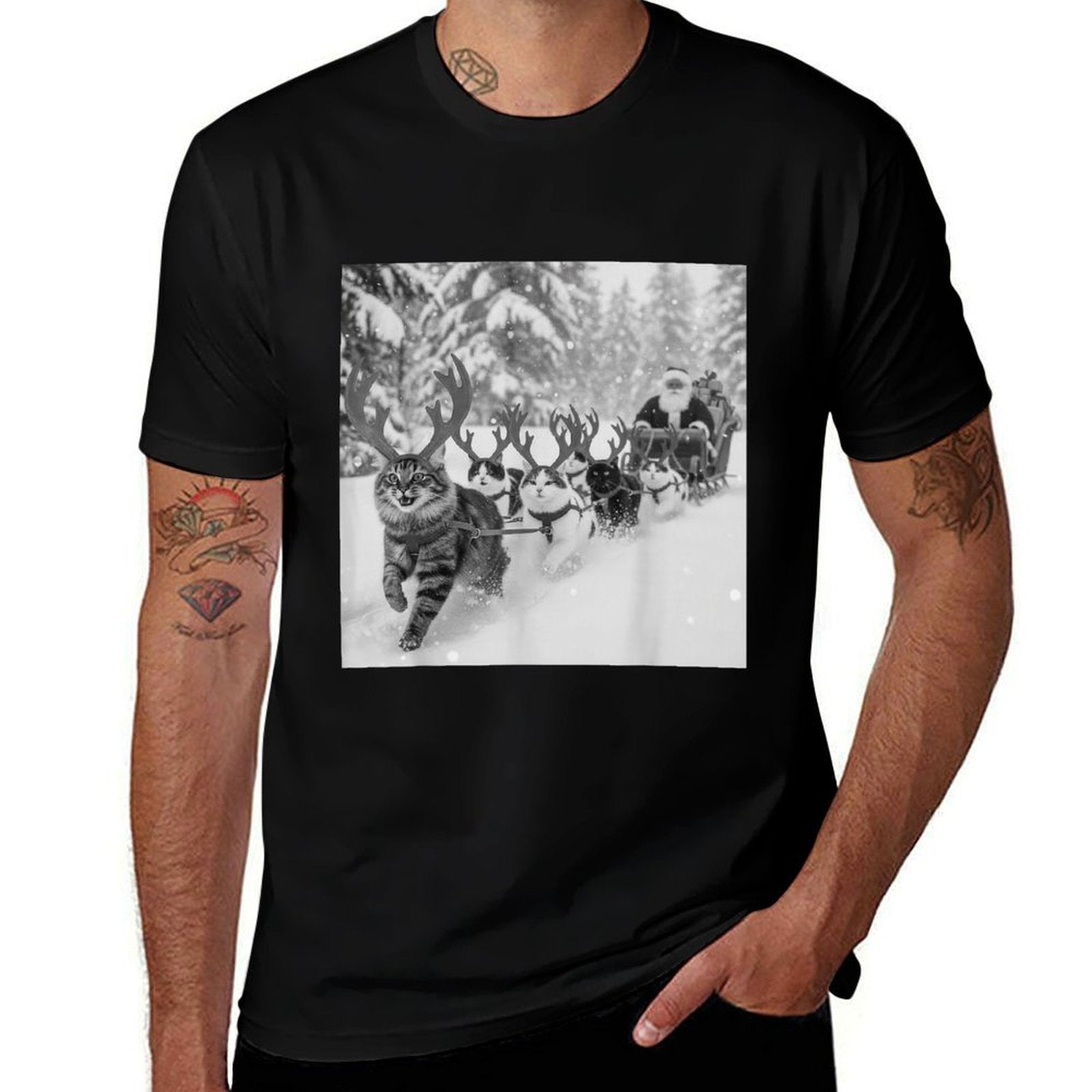 Funny Christmas Santa Sleigh Cats Reindeer Selfie Xmas Meme  High-quality Stitching T-Shirt