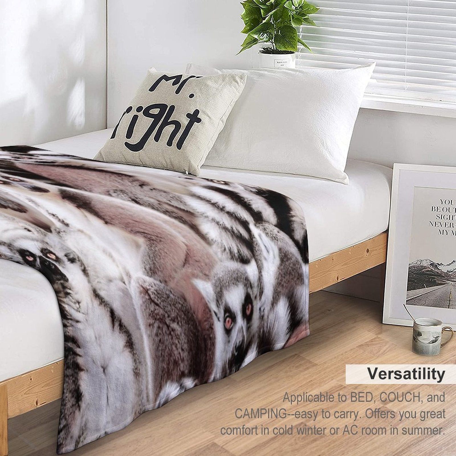 Lemurs Anti-pilling Throw Blanket