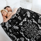 Cute Lil Bandana - Dark Version Plush Throw Blanket