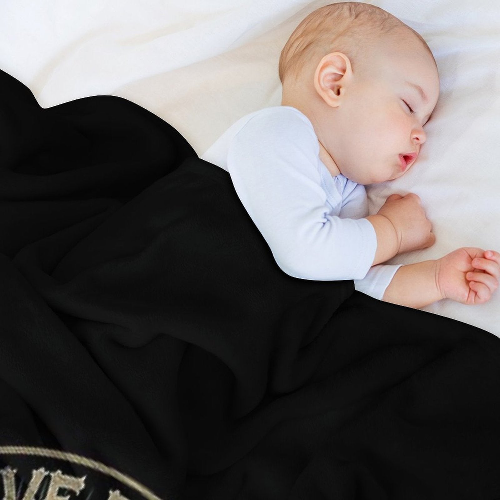 5FDP - Iron Skull Sustainable Throw Blanket