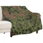 German Eichenlaub Summer Camo Ww2 Easy Care Throw Blanket