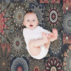 Dazzling Style Red And Golden Stars Pattern Easy Care Throw Blanket