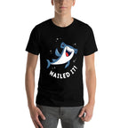 Hammerhead Shark Nailed It  Funny Shark Pun  Trendy Pattern T-Shirt