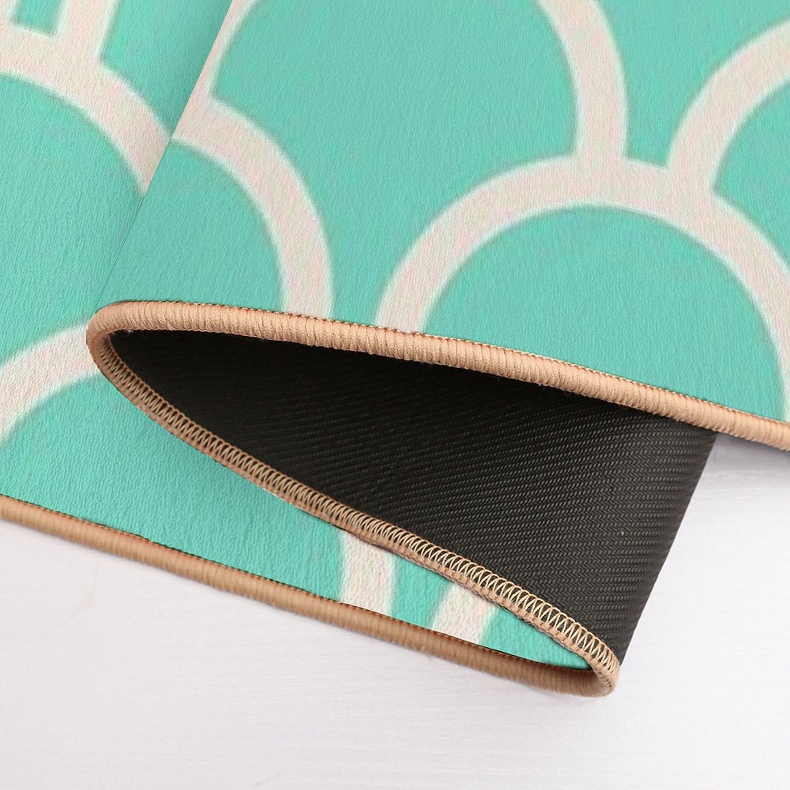 Scallop Green Durable Bath Mat