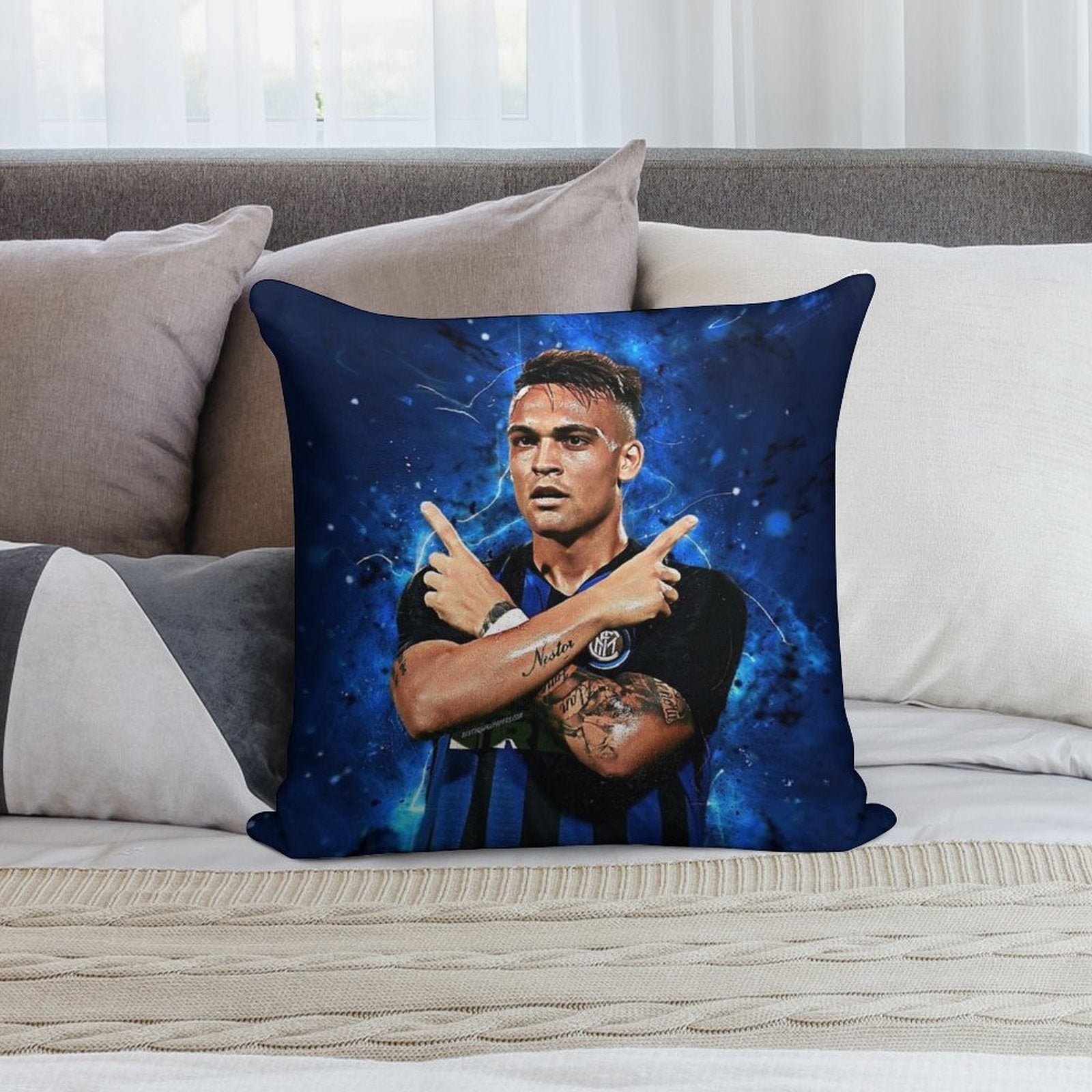 Lautaro Martinez 001 Soft Durable Construction Throw Pillow