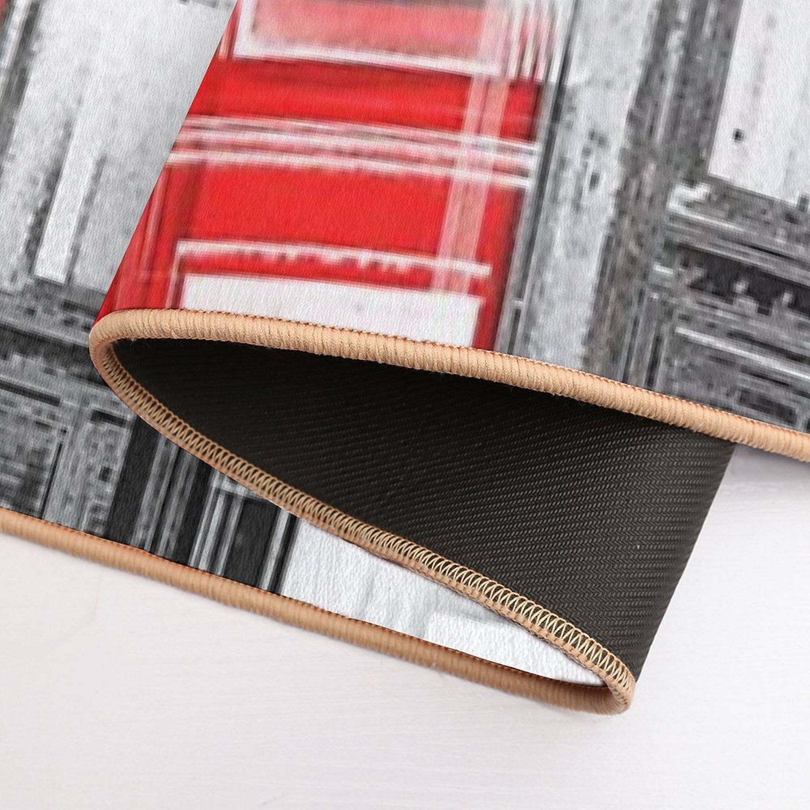 Decorative Red And White  Dirt-Trapping Bath Mat