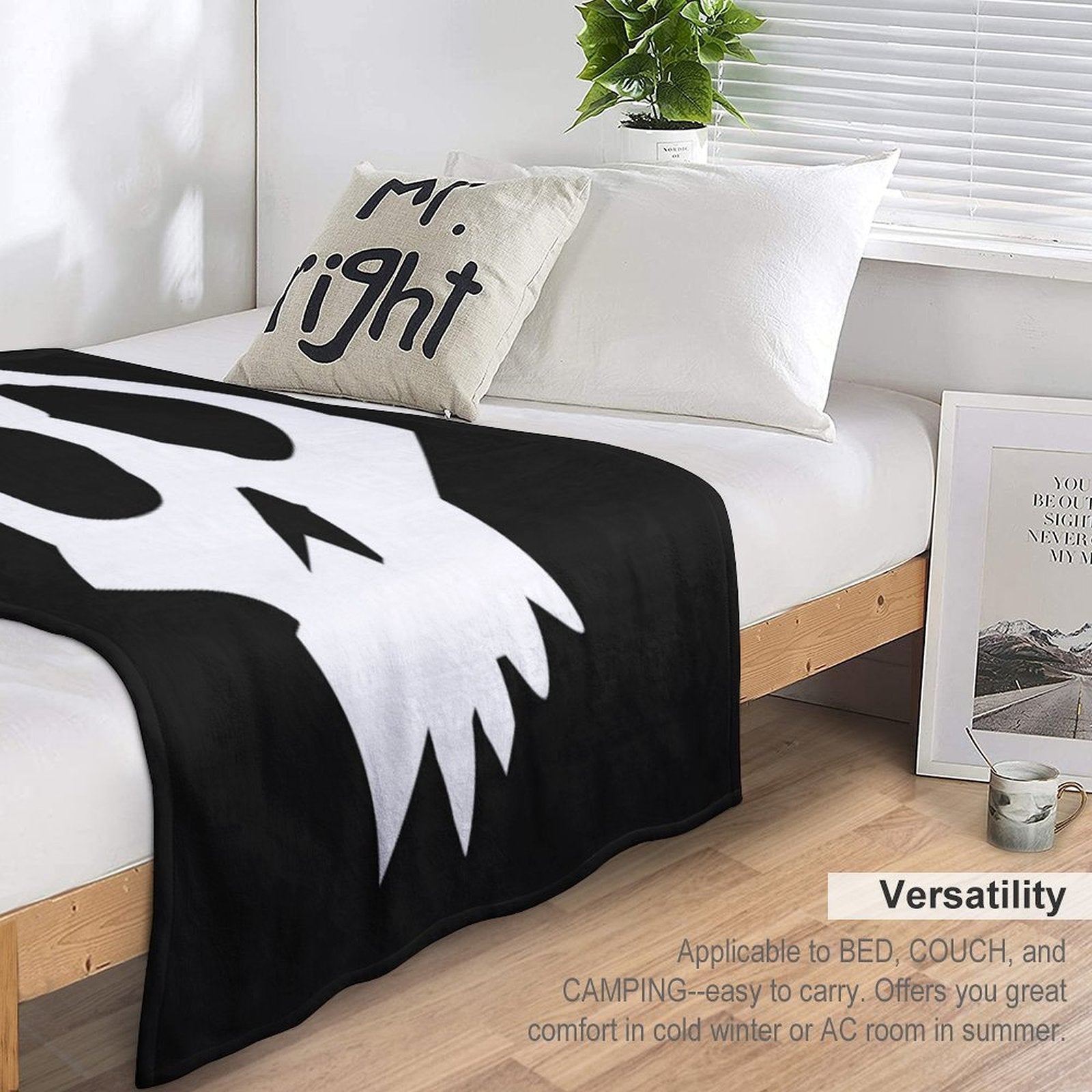 Sid Phillips Skull All-season Throw Blanket