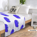 Blueberry As A Macaw (Head View) Shrink-resistant Throw Blanket