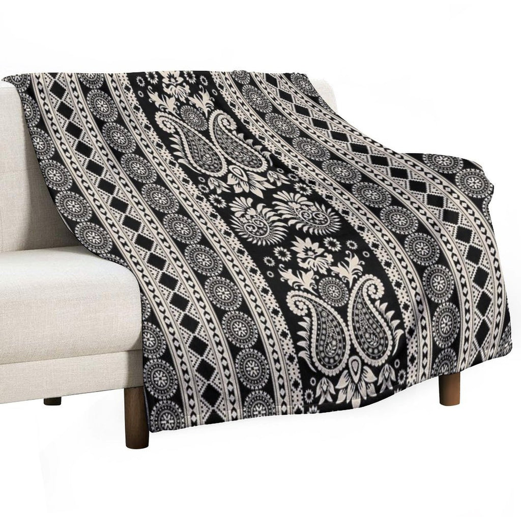 Wallpaper Pattern Wrinkle-free Throw Blanket