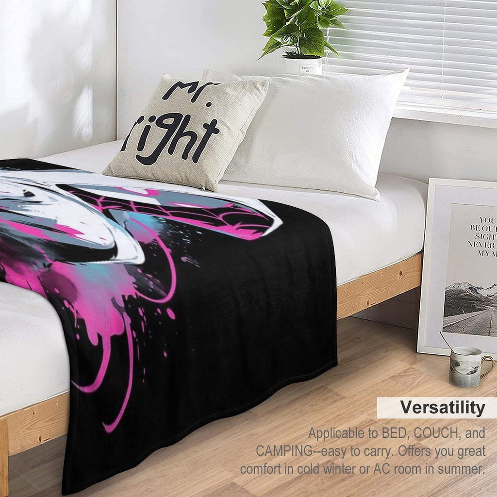 Spider Gwen Graffiti Durable Throw Blanket