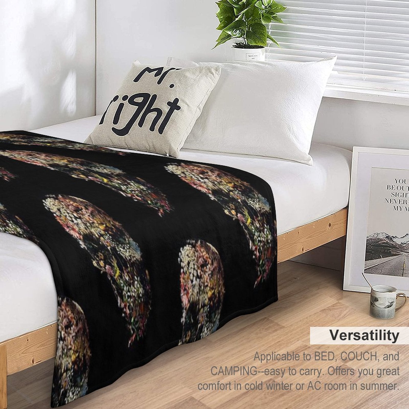 Smyrna Skull Lightweight Throw Blanket